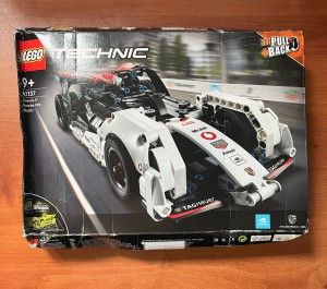 УЦЕНКА Конструктор LEGO Technic 42137 Formula E Porsche 99X Electric
